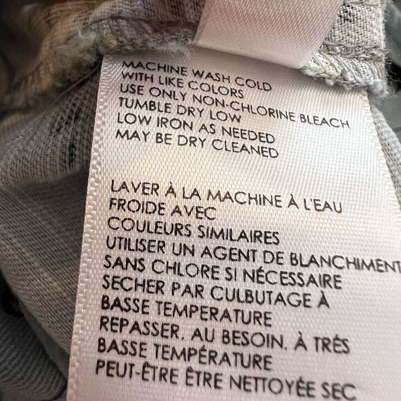 Anthropologie Victoria Floral Cargo Pants Size 4P - Picture 11 of 12